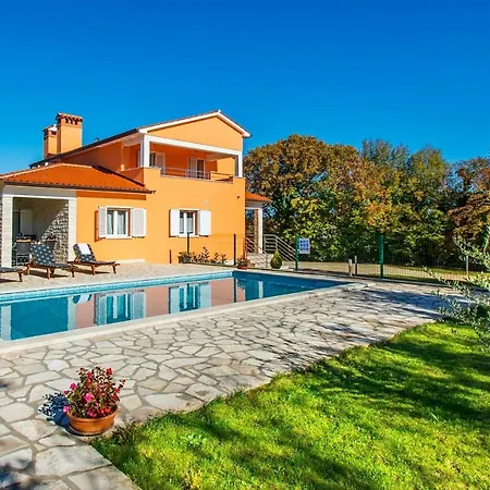 House Topid Villa