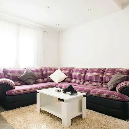House Topid Villa *