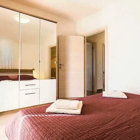 Villa House Topid